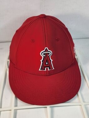 Los Angeles Aneheim Angels Strap-Back Youth Ball Cap.